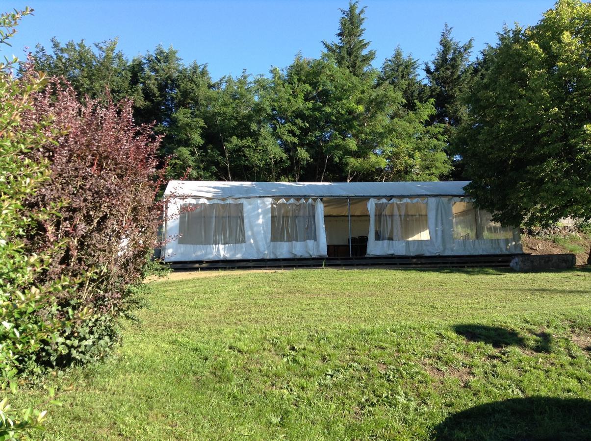 La Chaumiere Des Vigneaux Hotel Issoire Eksteriør billede